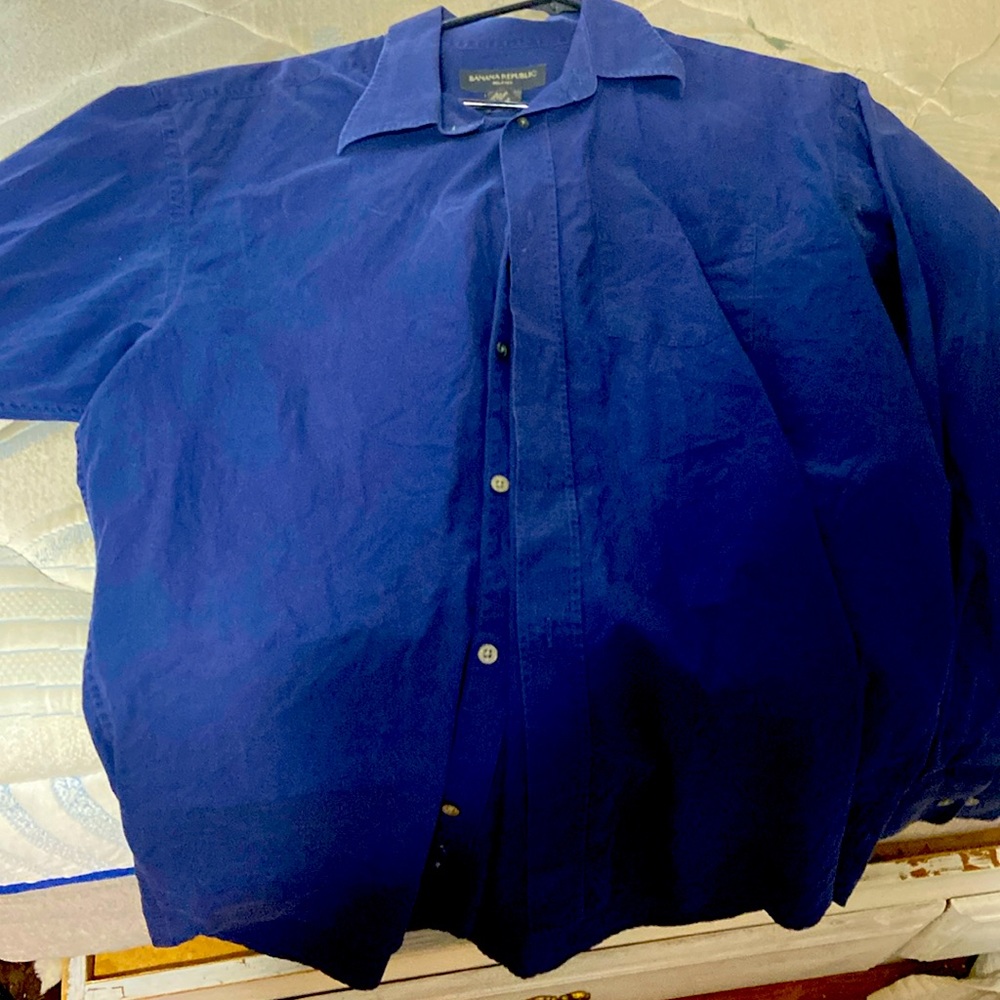 Banana republic relaxed long sleeve button up. Dark navy blue  XL